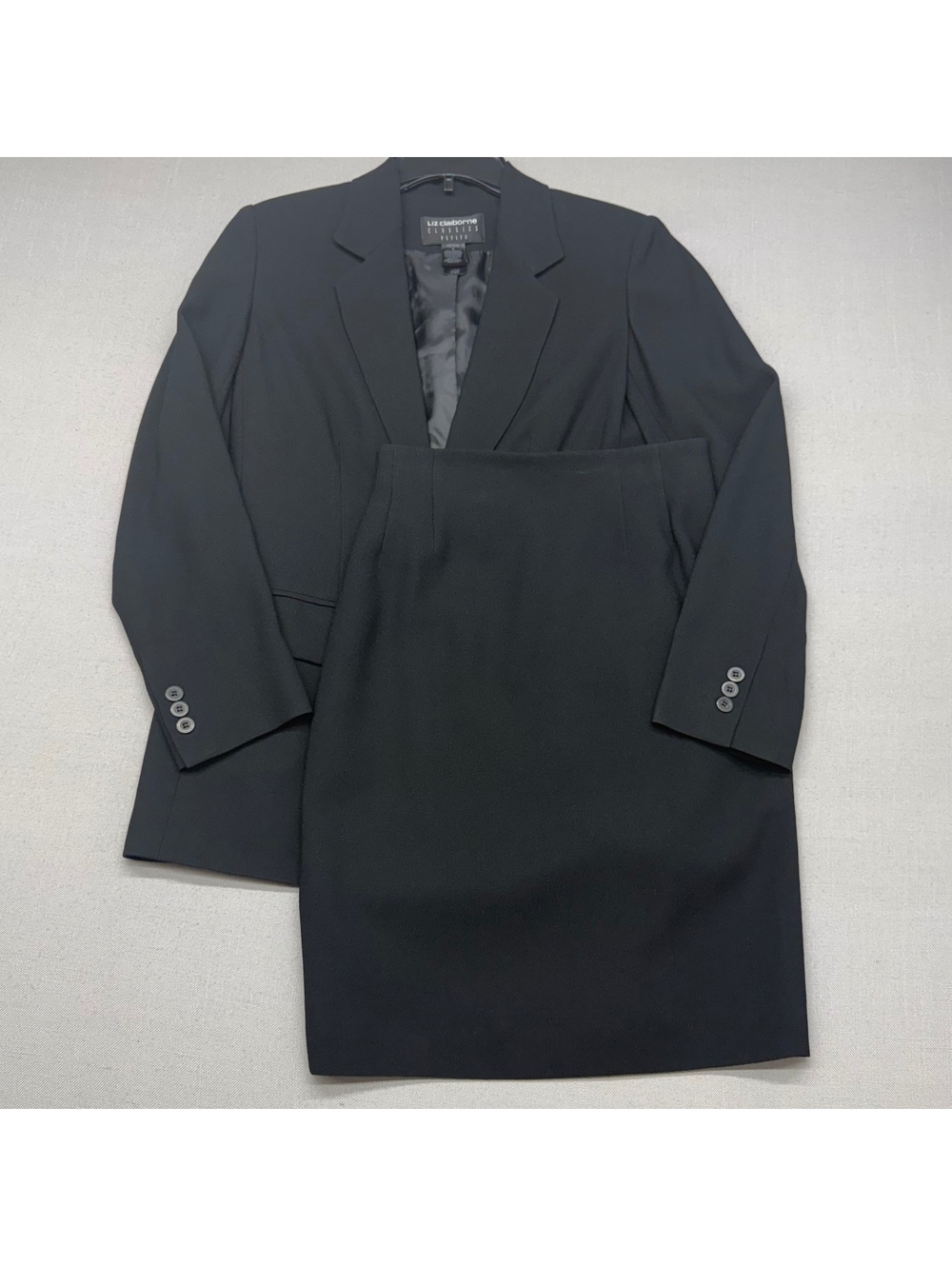 Liz Claiborne Classics Petite Black Skirt Suit Blazer 4P Skirt 0P Career Formal